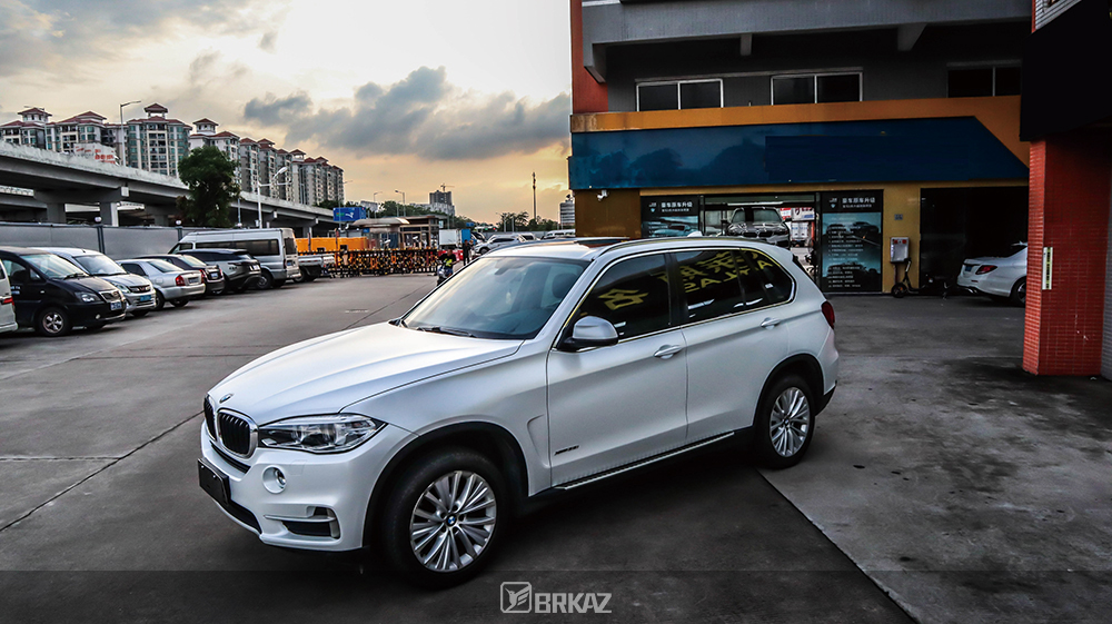 电光激光白×宝马 X5