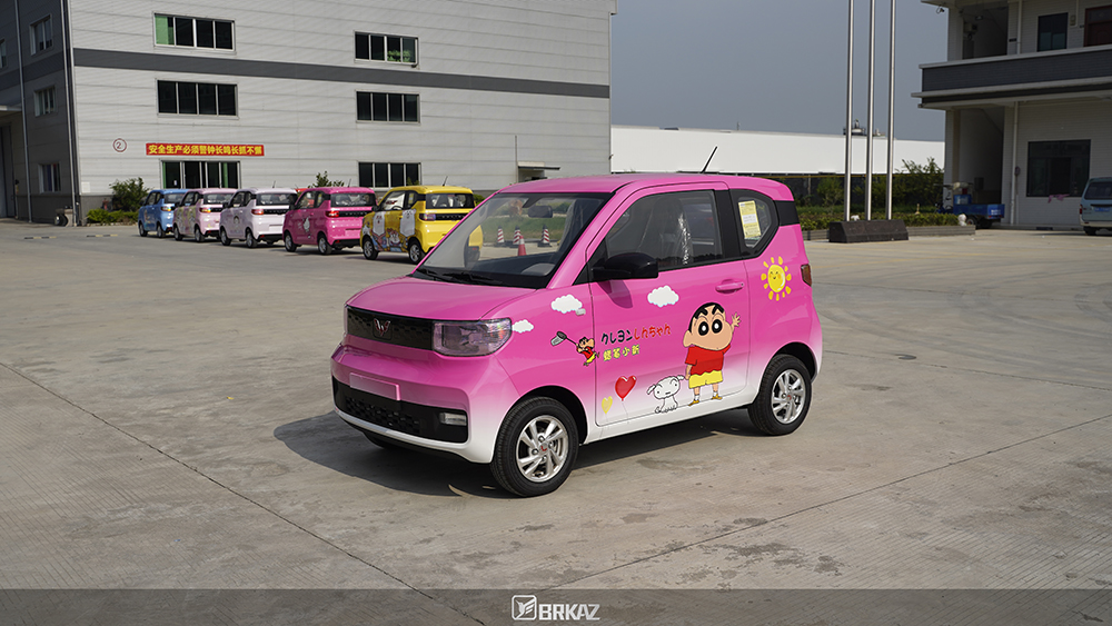 蜡笔小新×五菱宏光MINIEV